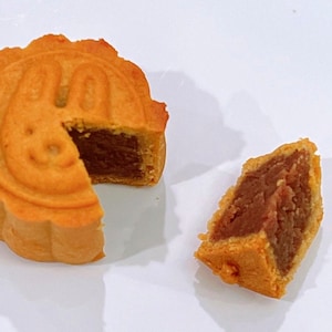 8pcs fresh made Cinnamon Mooncake best gift (over 35 dollar free shipping)