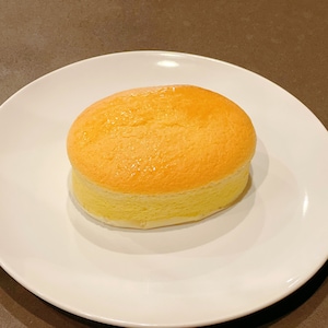 Japanese cheesecake soft and fluffy soufflé cake 6 pieces (over 35 dollar free shipping)