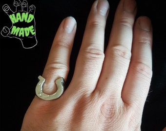 Pewter Horseshoe Relic Ring