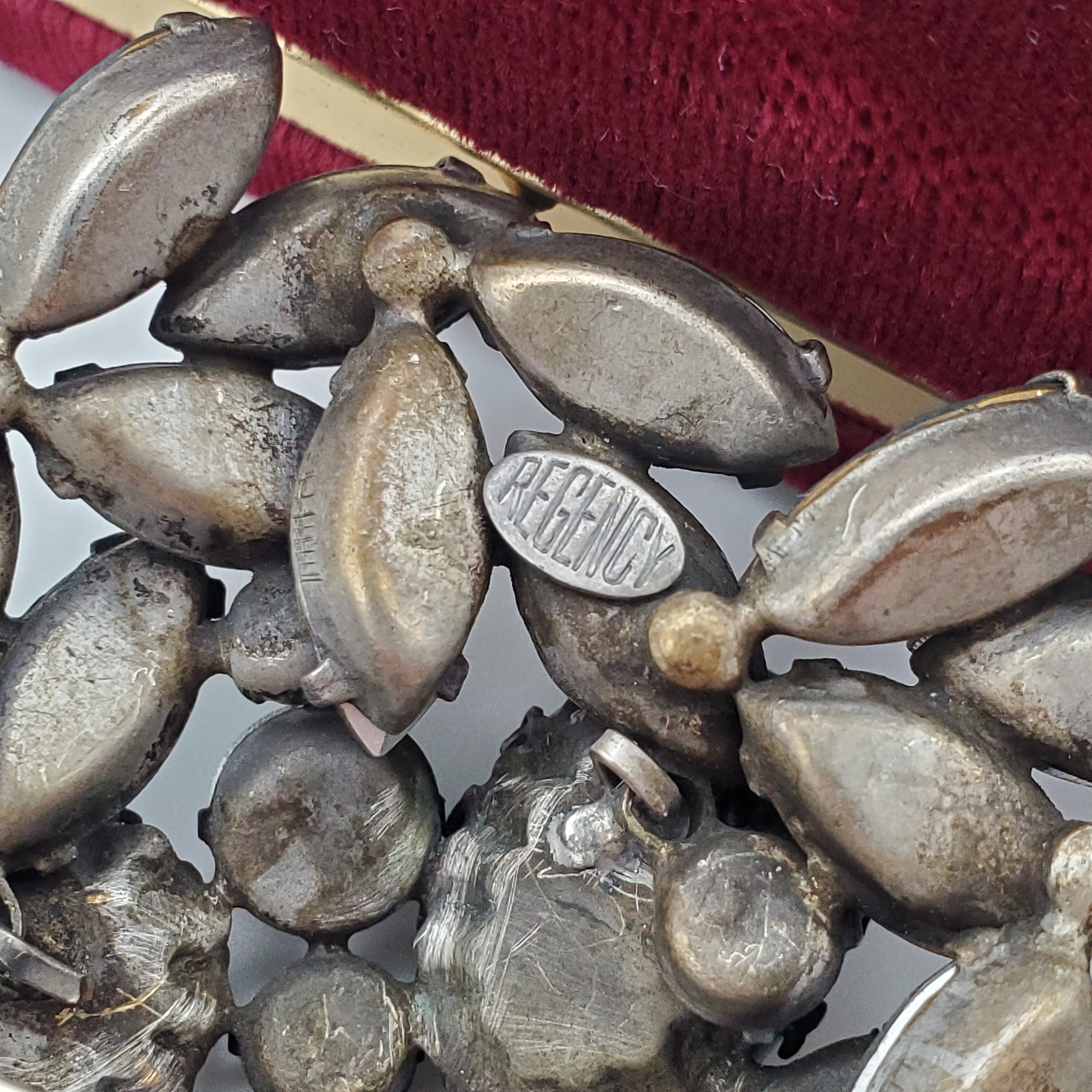 ヴィンテージ リージェンシー サイン入りブローチ 大 - Etsy 日本