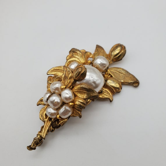 Vinge Signed Miriam Haskell Pearl Brooch - image 2