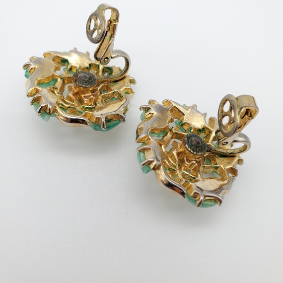 Vintage Trifari Carved Glass 1960s Earrings - image 5