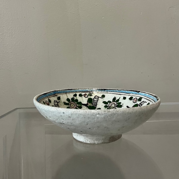 Cup on foot siliceous ceramic Iznik Türkiye old empty pocket bowl