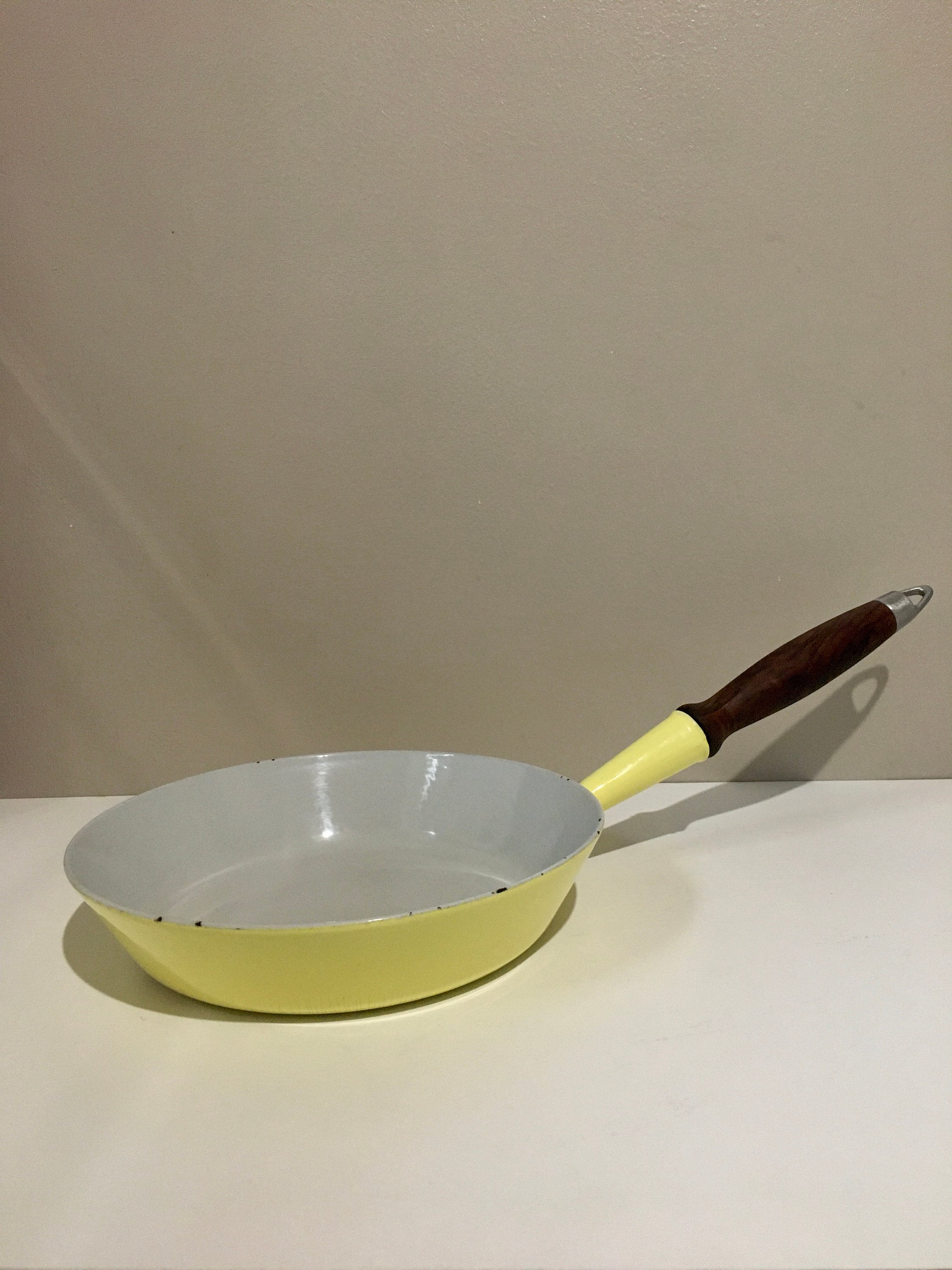 Poêle Le Creuset Jaune Fonte Émaillée Français Vintage
