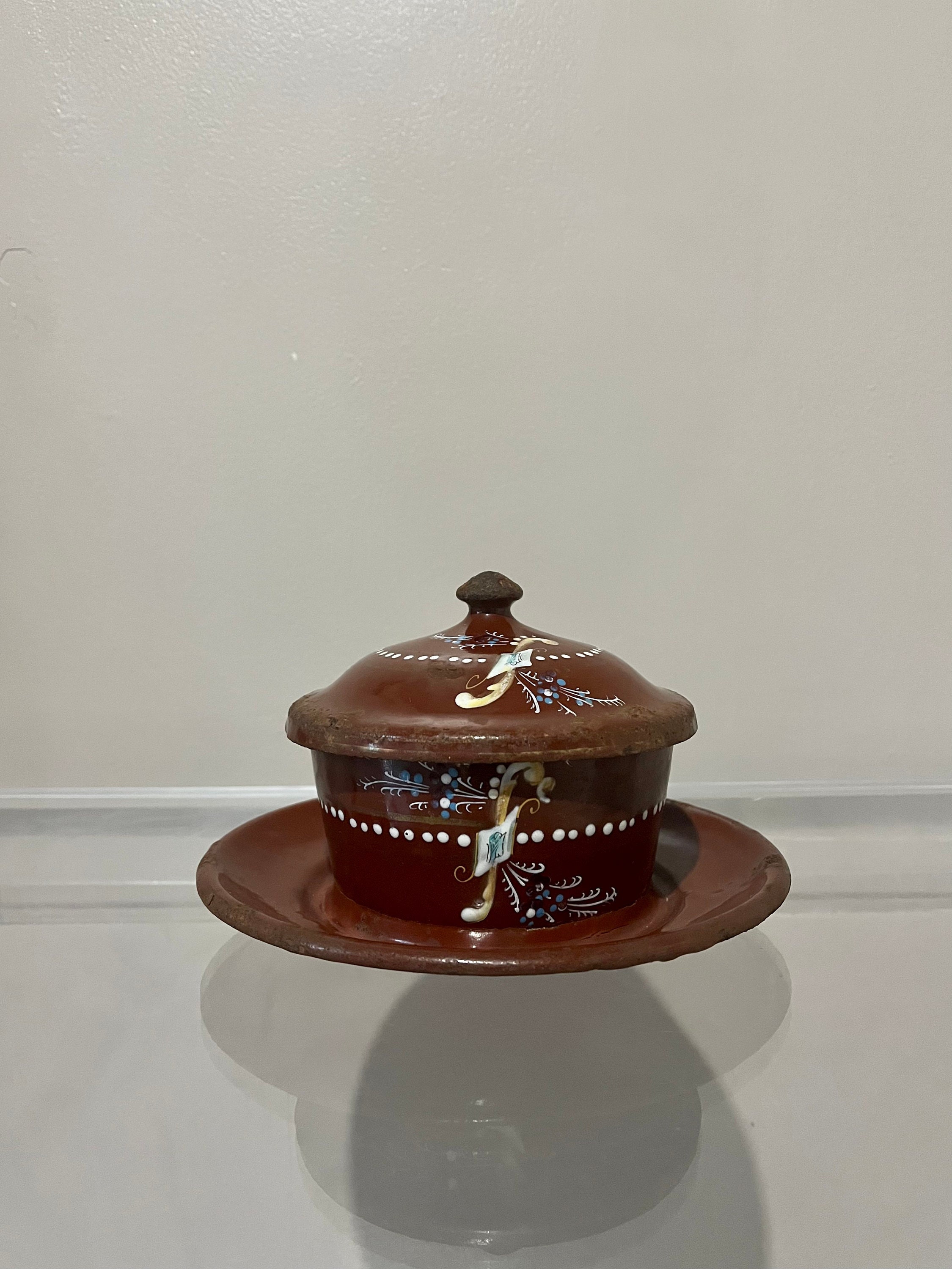 Pot Ancien Tôle Peinte