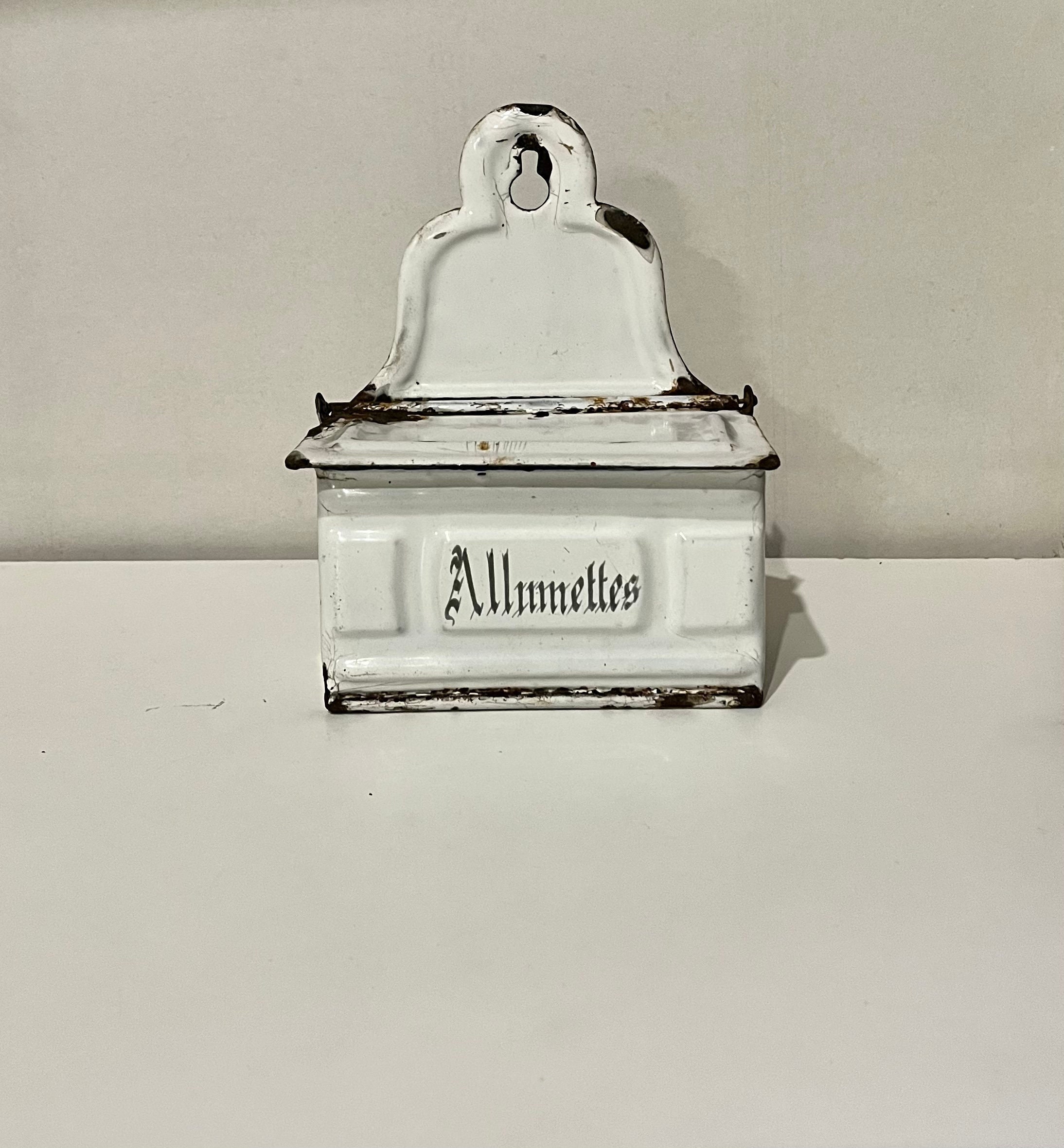 Boîte Allumette Murale