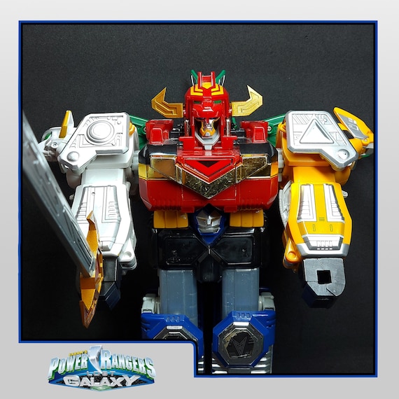 パワーレンジャー Power Rangers Deluxe Edition MM_PR_Deluxe_v1_HC_DIGITAL_120