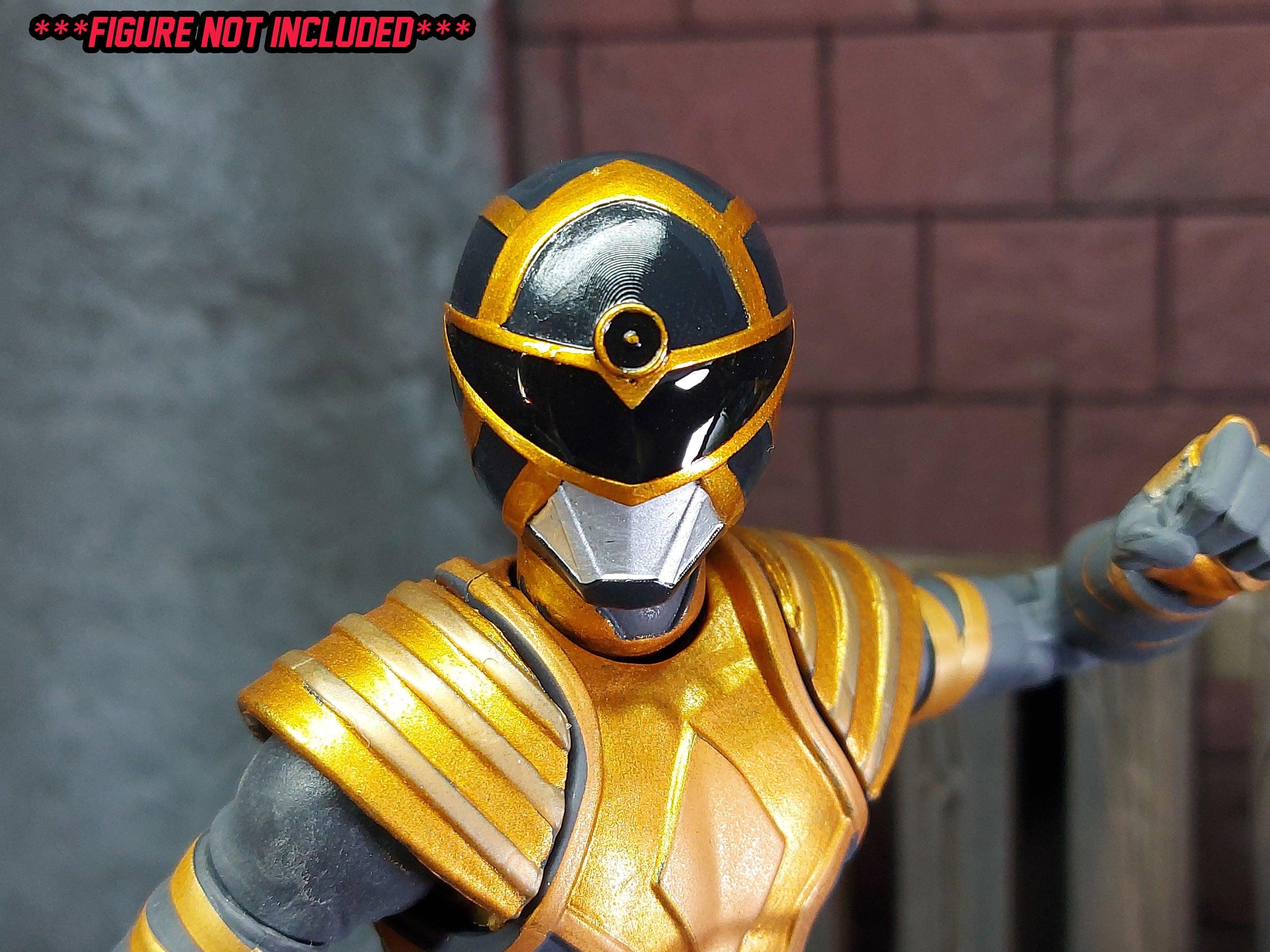 Boom Comics Power Rangers - Lightning Collection Gold Omega Ranger ...