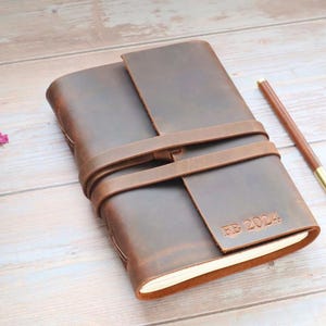 Personalisiertes Leder Journal, Leder gefüttertes Notizbuch, Hochzeitsgästebuch, Reisetagebuch, Skizzenbuch, Rezeptbuch, individuelles Geschenk