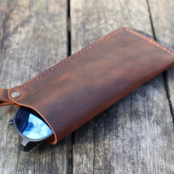 Personalized Leather Glasses Case: Handmade Full-Grain Sunglasses Pouch