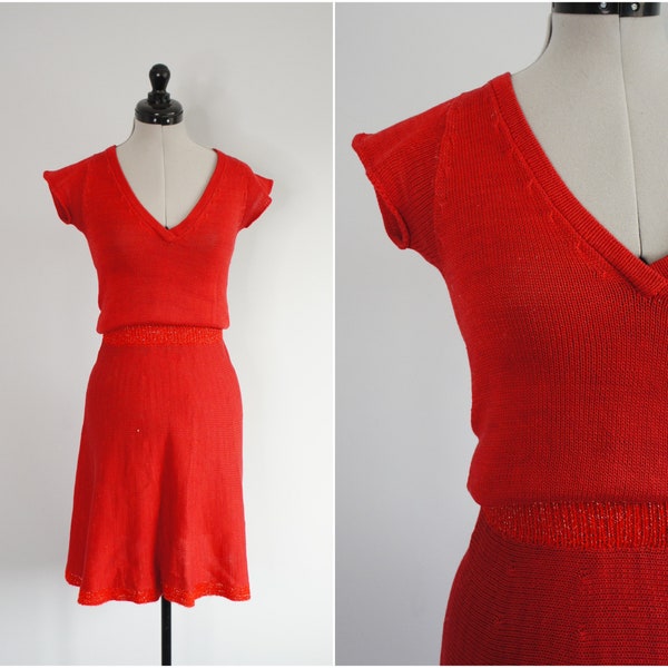 70's red cotton knit summer dress, Size Small - a-line skirt, v neck, cap sleeves