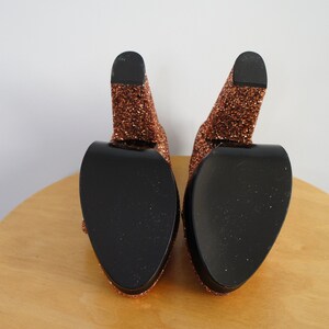 Y2K-does-70s Markus Lupfer copper rose gold glitter platform court shoes, Size UK 4 almond toe, block heel, bow detail image 6