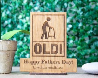 Funny Fathers Day Gift OLDI Wooden Personalised Plaque Birthday Gift for Dad Freestanding Joke Card