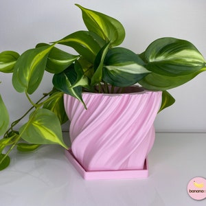 The Bali | Modern Planter Pot with Drainage and Water Tray | for Succulents or Plants