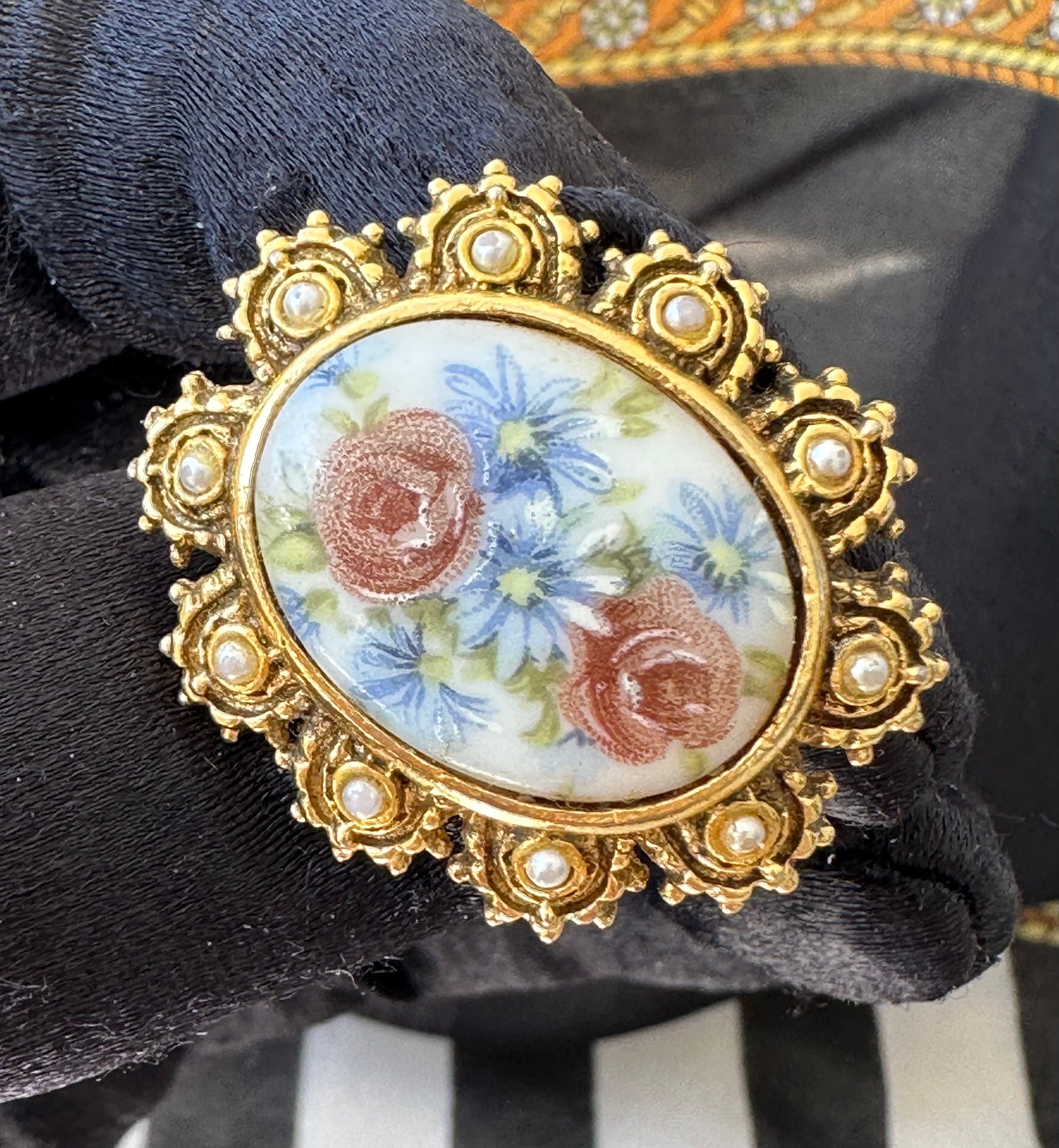 ブローチ  アーカンサス Arkansas Brooch - Etsy Australia