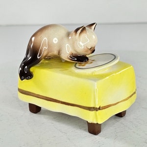 Vintage Norcrest Cat Drinking Milk Saucer On Table Figurine Siamese Kitsch