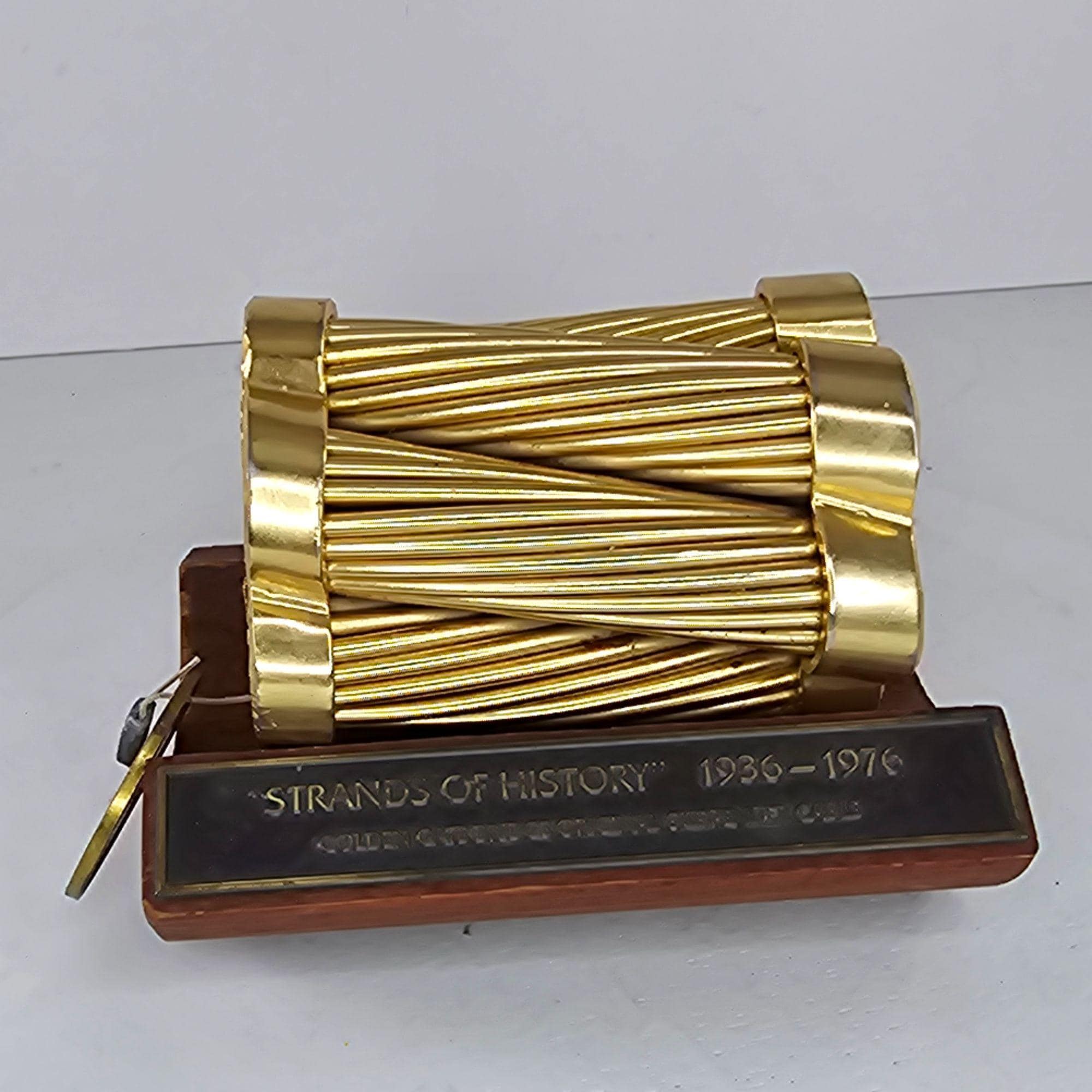 Golden Gate Bridge Strands of History 1936-1976 Redwood Empire