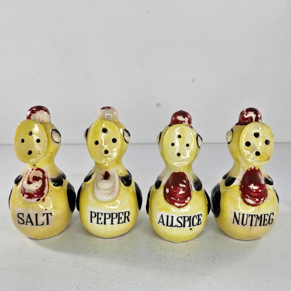 Vintage Relco Japan Chicken Rooster Shaker Set Salt Pepper Allspice Nutmeg