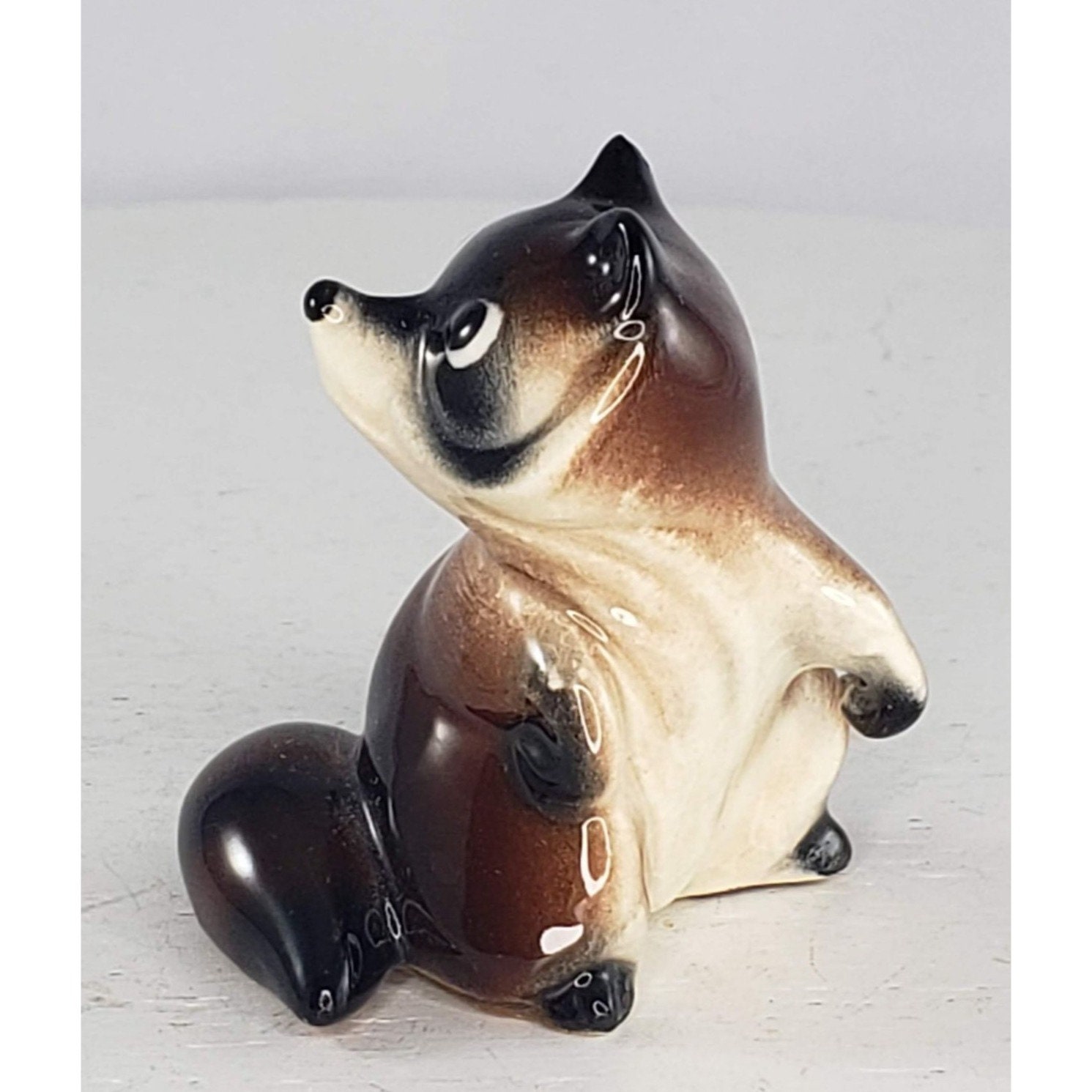 Hagen Renaker Raccoon Mama Red Black Large Version Miniature