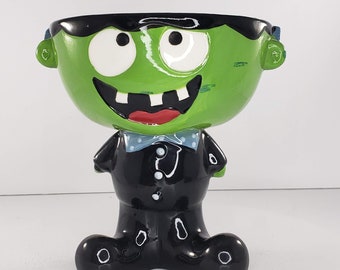 Cuenco de cerámica para dulces de Halloween de Frankenstein de 6 pulg. *DEFECTO*