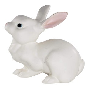 Hagen Renaker DW Papa Rabbit Bunny Blue Eyes White Sticker Figurine
