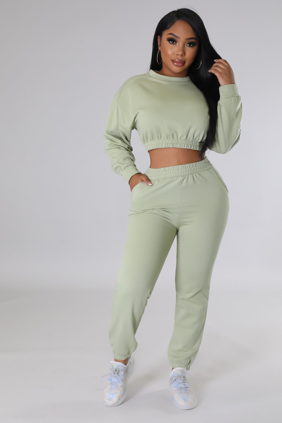 Crop top top with sweatpants