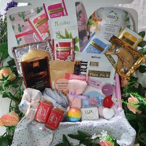 XL Super Deluxe Spa Gift Hamper, Pamper Hamper Gift Set, Spa Package in a Box, Relaxation and Calm, Get Well Soon Gift Gifts For Her Express