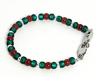 Attachement de bracelet médical interchangeable avec cornaline rouge, verre tchèque vert et argent, bracelet d’identification médicale pour femmes, bracelet diabétique