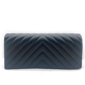 Quilted Clutch Bag: Luxury Evening Handbag