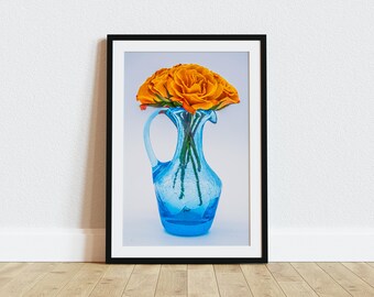 Bouquet of Happiness - Rozen in vaas Afbeelding beschikbaar als print, canvas, hout of acryl om je huis mee te decoreren of als geweldig cadeau om te delen.