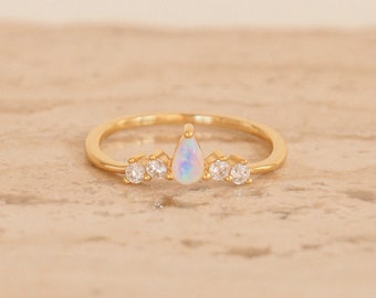 Aurora Opal - Ring