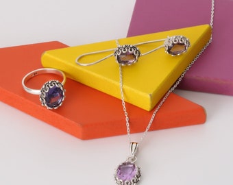 Amethist sieradenset: sterlingzilveren ketting, ring en oorbellen