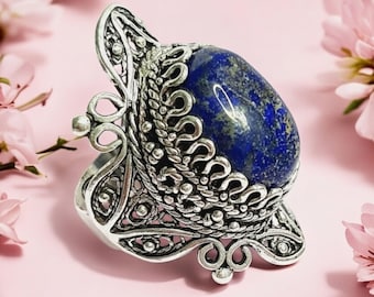 Lapis Lazuli Silver Ring with Filigree Detailing and Ornate Vintage-Inspired Statement Design