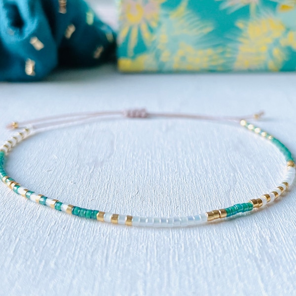 Miyuki Woven Pearl Bracelet Adjustable in nylon, seed beads, thin bracelet