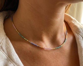 Delicate necklace with multicolored and gold Miyuki beads – minimalist choker for women, handmade pastel jewelry, trendy necklace