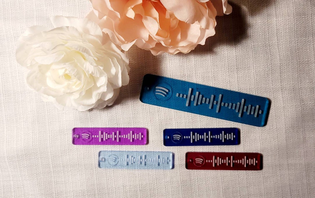 Song Code Keychain, Custom Scannable Music Keepsake, Favorite Song ...