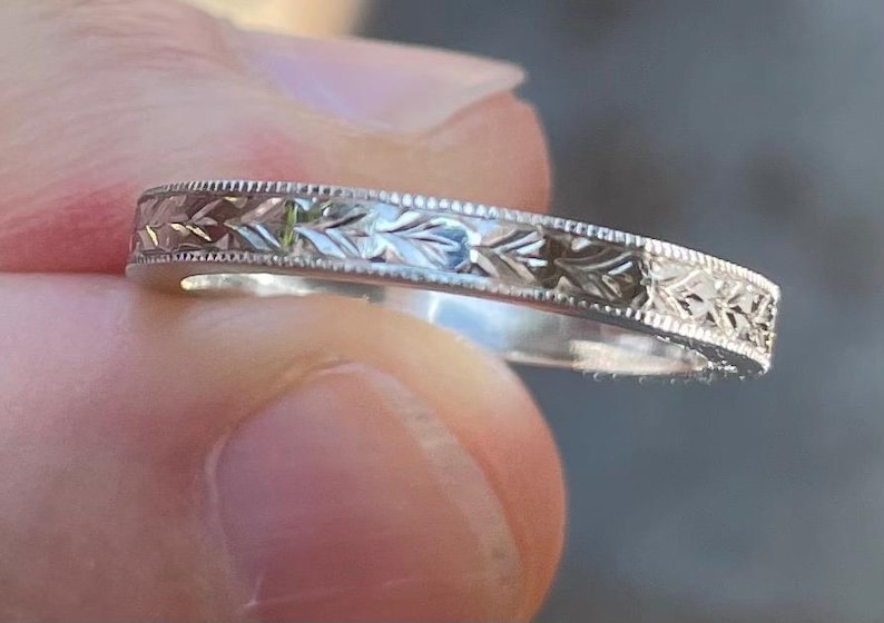 Platinum Hand Engraved Wedding Ring - Etsy