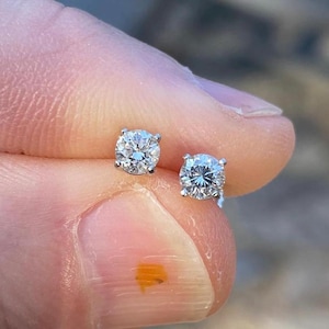 Natural Dia Studs .42cttw