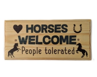 Personalised Horse stable door name plaque sIgn plate secret Santa christmas gif 