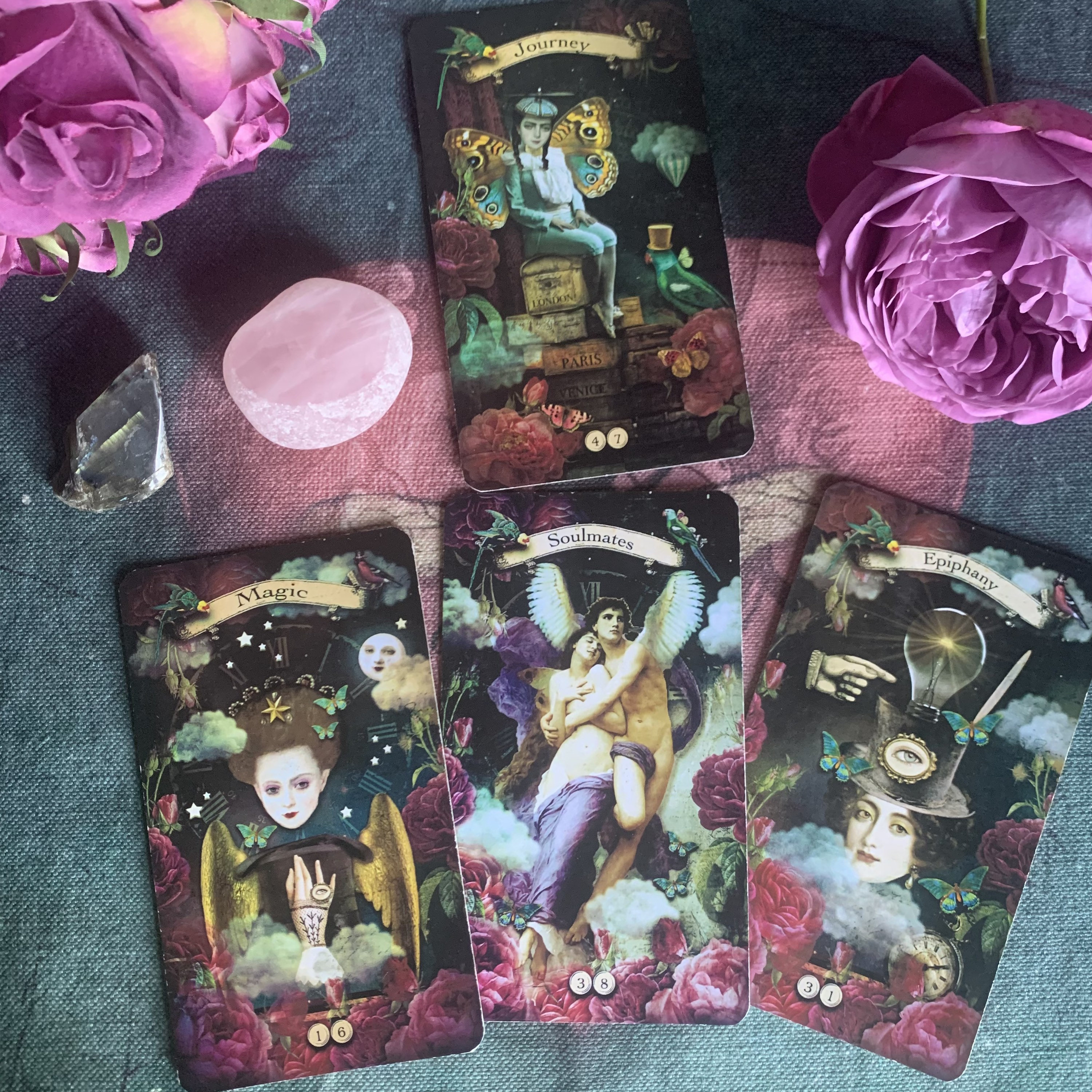 Oracle of the Rose By Zera DeRose 薔薇のオラクル ゼラ・デローズ Oracle of the Rose – Oracle Deck With Ebook Guidebook + FREE