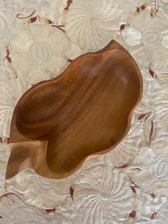 Made in the Philippines Rustic Wood Leaf Shaped Trinket Dish