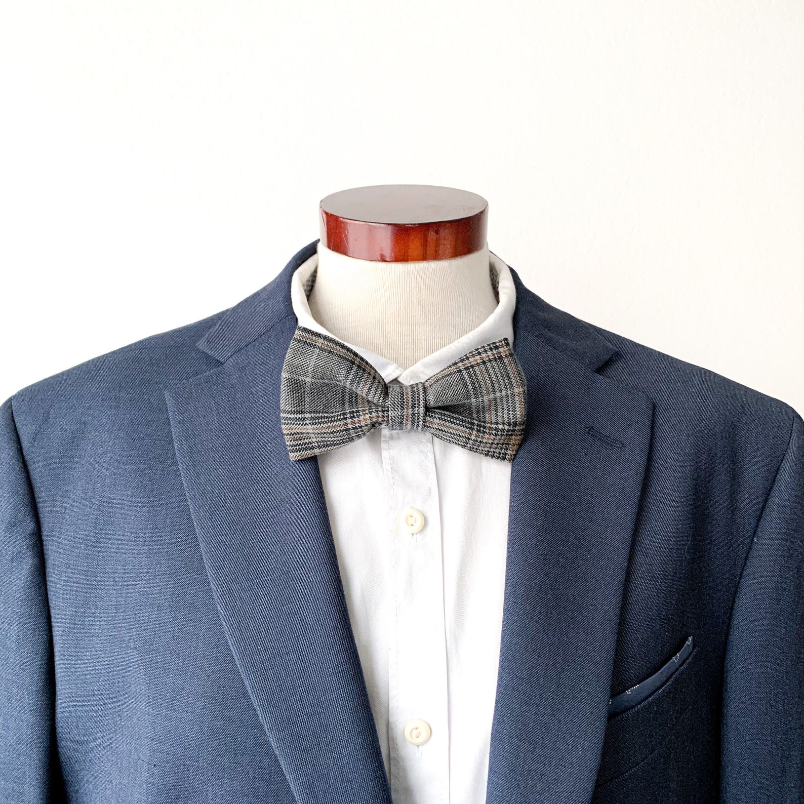 Tartan bow tie Plaid mens bow tie groomsmen bow tie brown | Etsy