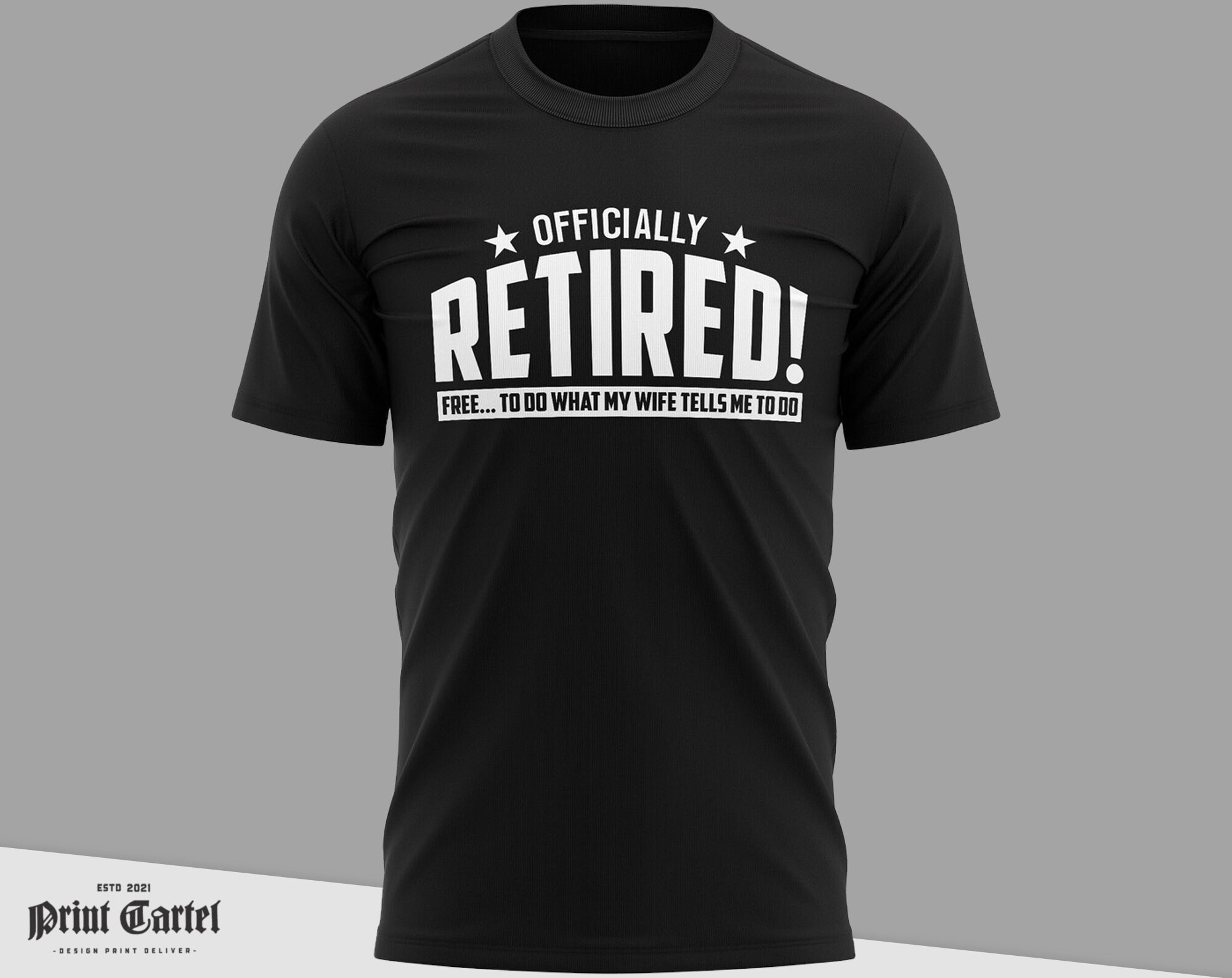 T-shirt maglietta uomo Nuovo ufficio, divano, finalmente in pensione!  Personalizzata con data! Regalo divertente pensionamento!