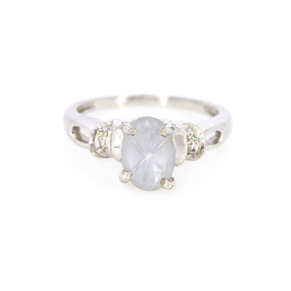 White star sapphire ring deals