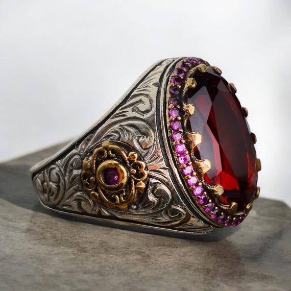 Anello Uomo In Argento 925 Con Pietra Rossa Zirconi Ovali - Fatto A Mano In Turchia - Taglie 7-15