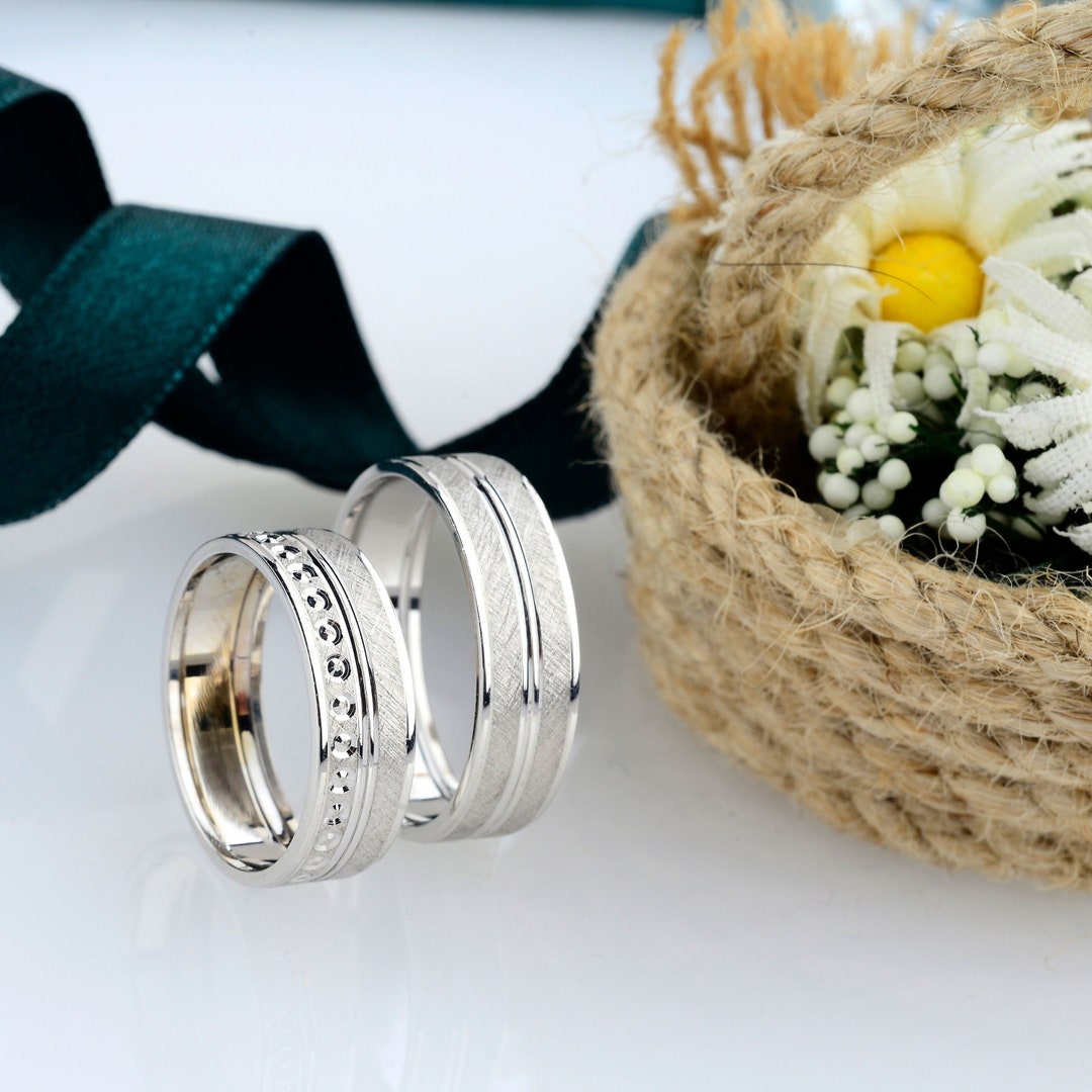 5 Mm Simple Wedding Band Set Modern Wedding Ring Set Etsy