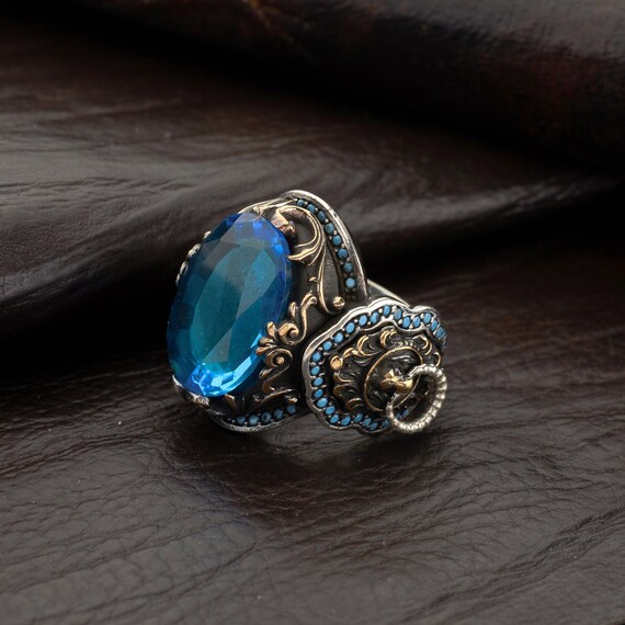 Anello brasiliano in argento con topazio blu di Londra da 1,61 carati Anello brasiliano in argento con topazio blu di Londra da 1,61 carati