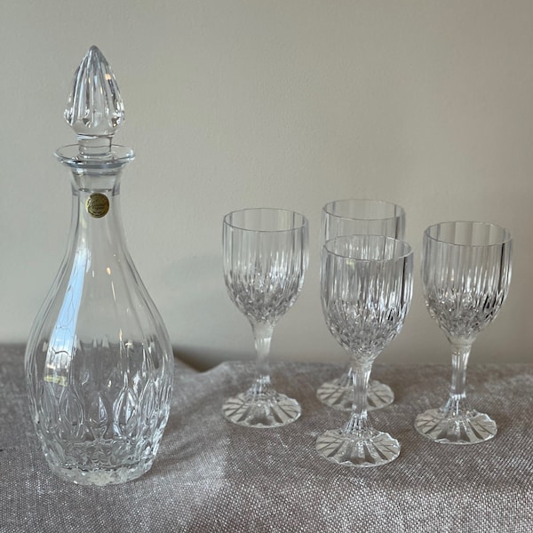 Cristal d Arques Bretagne Set of 4 Wine Glasses and Decanter France Lead Crystal