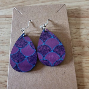 Purple Blue Scallops