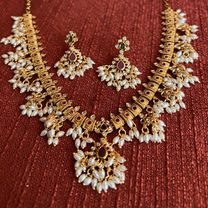 Gold guttapusalu sales necklace online